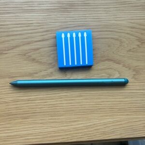 *New* without packaging Amazon Kindle Scribe Teal Stylus Pen